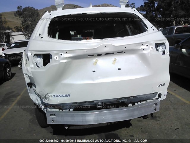 5TDKKRFH5GS167806 - 2016 TOYOTA HIGHLANDER XLE თეთრი ფოტო 6