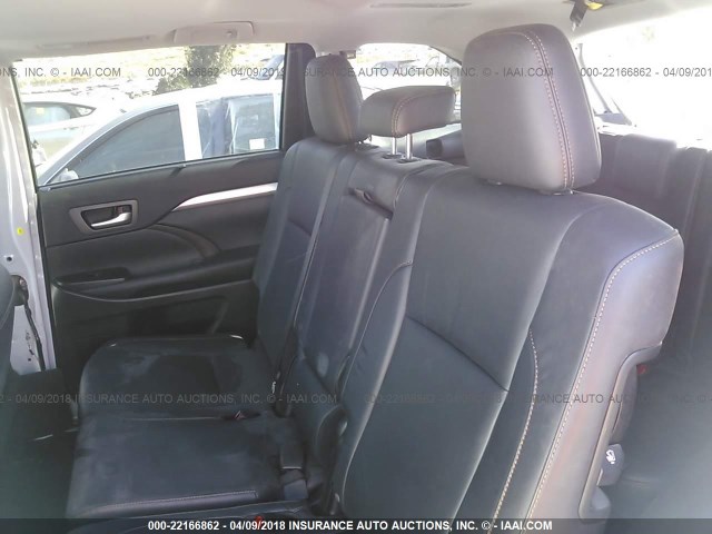 5TDKKRFH5GS167806 - 2016 TOYOTA HIGHLANDER XLE თეთრი ფოტო 8