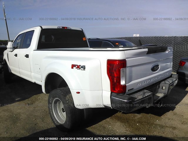 1FT8W3D61JEB08682 - 2018 FORD F350 SUPER DUTY WHITE photo 3