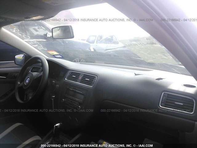 3VW2K7AJ6DM227700 - 2013 VOLKSWAGEN JETTA S 金色 照片 5