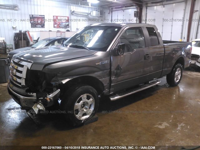 1FTFX1EF4BFD39580 - 2011 FORD F150 SUPER CAB GRAY photo 2