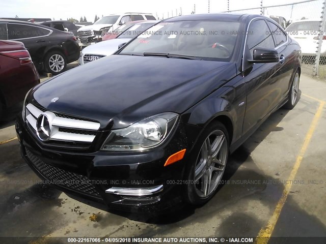 WDDGJ5HB5CF911656 - 2012 MERCEDES-BENZ C 350 BLACK photo 2