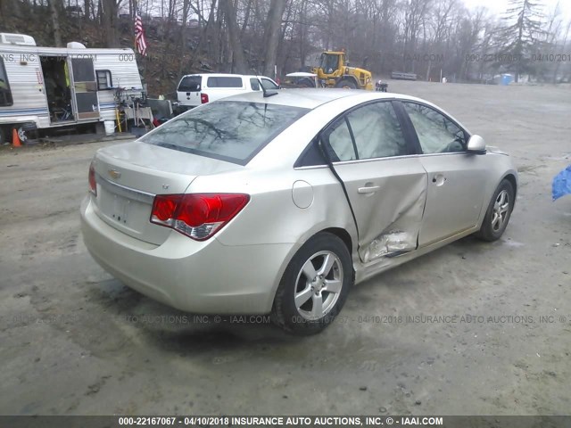 1G1PC5SB8E7134019 - 2014 CHEVROLET CRUZE LT GOLD photo 4