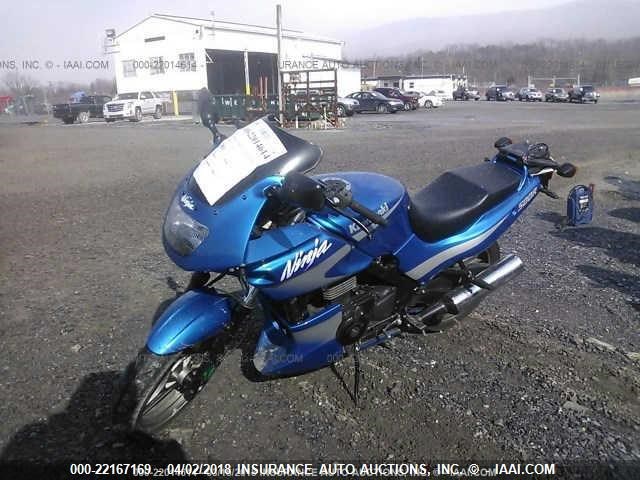 JKAEXVD14YA056234 - 2000 KAWASAKI EX500 D BLUE photo 2