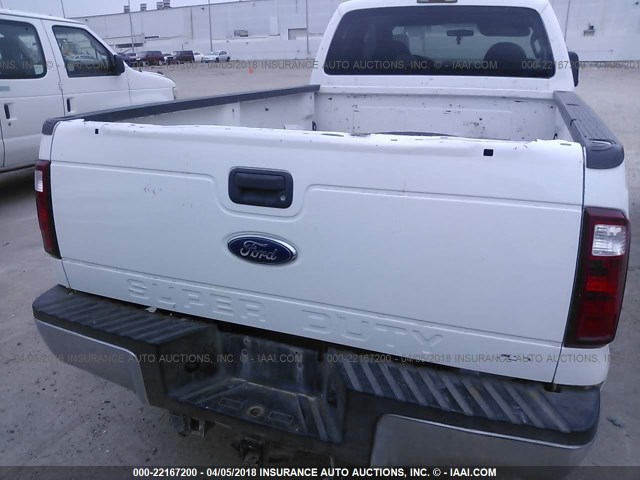 1FTSX20538EA51194 - 2008 FORD F250 SUPER DUTY WHITE photo 6