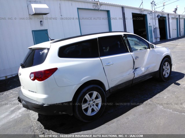 1GNKVJEDXCJ187605 - 2012 CHEVROLET TRAVERSE LT WHITE photo 4