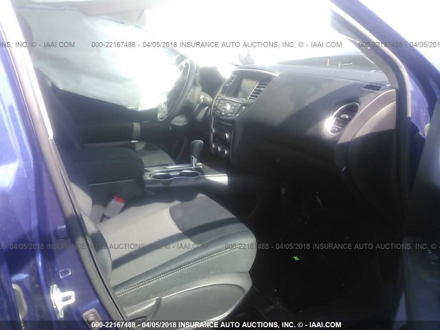 5N1DR2MN6HC630703 - 2017 NISSAN PATHFINDER S/SV/SL/PLATINUM 蓝色 照片 5