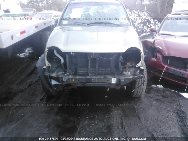 1J4GL48K86W152739 - 2006 JEEP LIBERTY SPORT 金色 照片 6