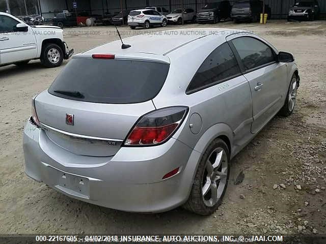 W08AT271785056370 - 2008 SATURN ASTRA XR SILVER photo 4