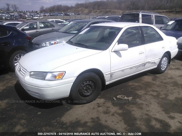 JT2BG22K0X0319531 - 1999 TOYOTA CAMRY LE/XLE WHITE photo 6