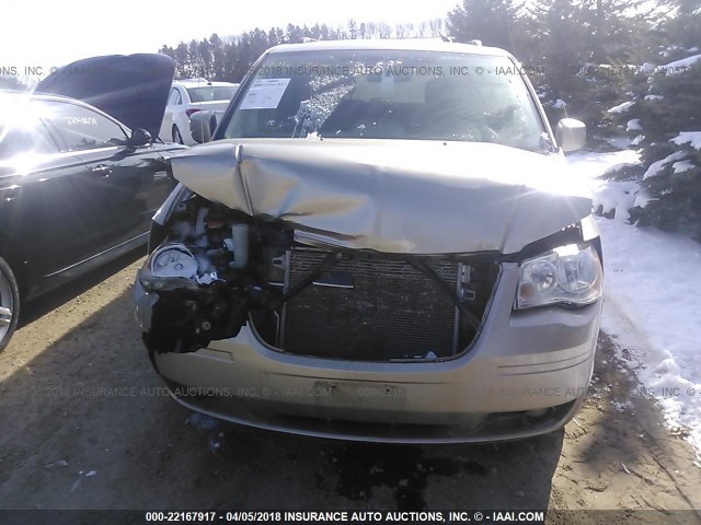 2A8HR54P98R682948 - 2008 CHRYSLER TOWN & COUNTRY TOURING TAN photo 6