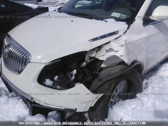 5GAEV23758J104938 - 2008 BUICK ENCLAVE CXL Blanc photo 6