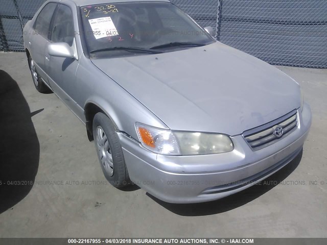 4T1BG22KX1U803855 - 2001 TOYOTA CAMRY CE/LE/XLE SILVER photo 6