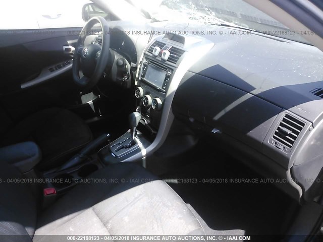 5YFBU4EE1DP133533 - 2013 TOYOTA COROLLA S/LE BLACK photo 5