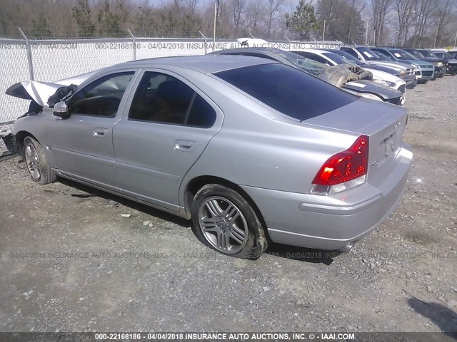 YV1RS592582688896 - 2008 VOLVO S60 2.5T SILVER photo 3