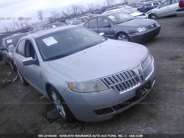 3LNHL2GCXAR755465 - 2010 LINCOLN MKZ SILVER photo 1