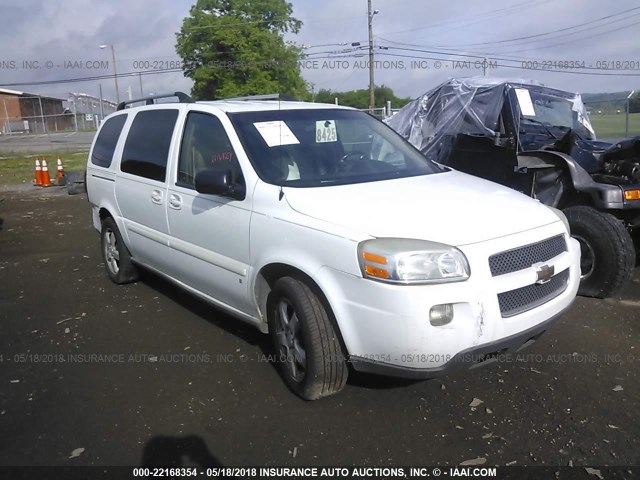 1GNDV33138D133128 - 2008 CHEVROLET UPLANDER LT WHITE photo 1