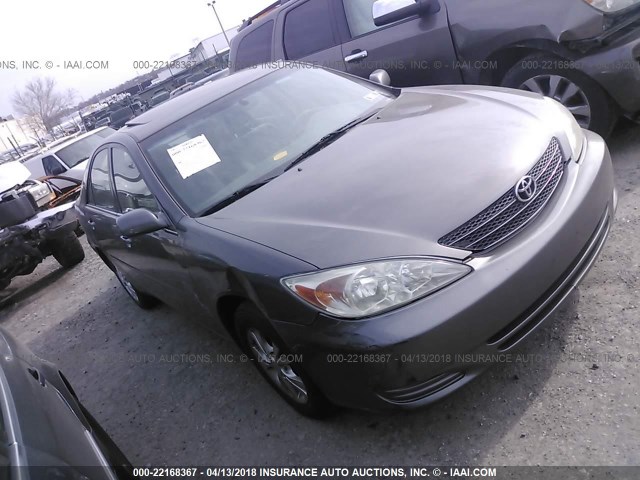 4T1BF32K24U588369 - 2004 TOYOTA CAMRY LE/XLE/SE GRAY photo 1