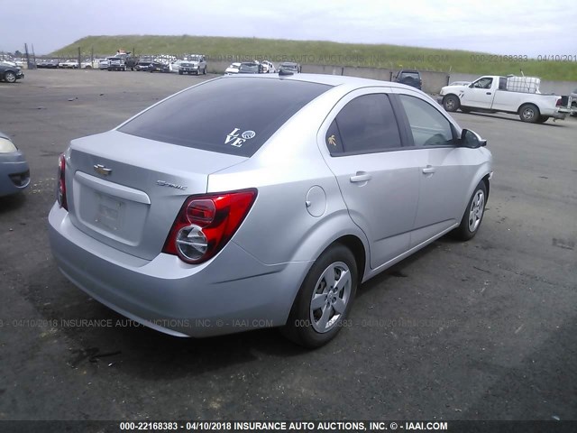 1G1JA5SG4D4144506 - 2013 CHEVROLET SONIC LS 银色 照片 4