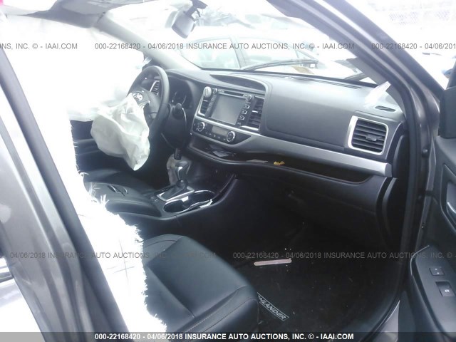 5TDJKRFH1GS320659 - 2016 TOYOTA HIGHLANDER XLE ფერფლისფერი ფოტო 5