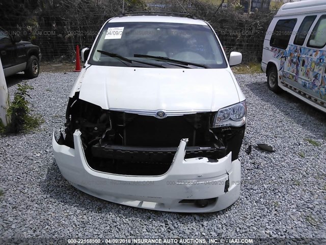 2A8HR54PX8R152875 - 2008 CHRYSLER TOWN & COUNTRY TOURING WHITE photo 6