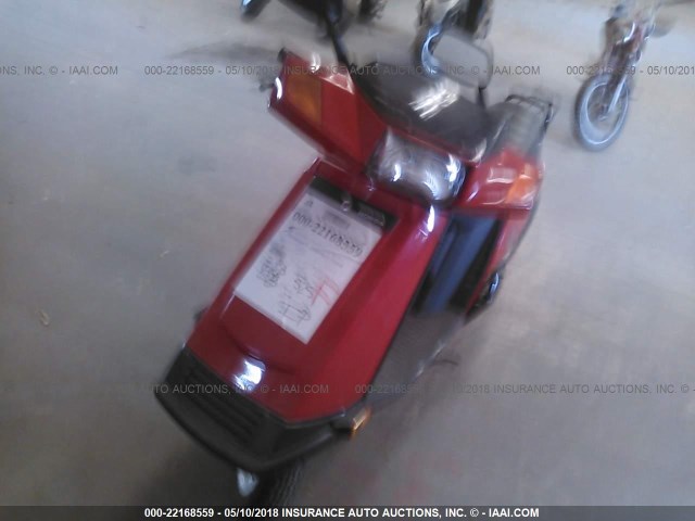 3H1HF03193D800122 - 2003 HONDA CH80 RED photo 2