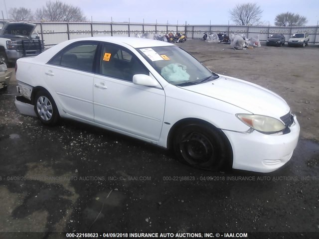 4T1BE32K52U078114 - 2002 TOYOTA CAMRY LE/XLE/SE 白色 照片 1