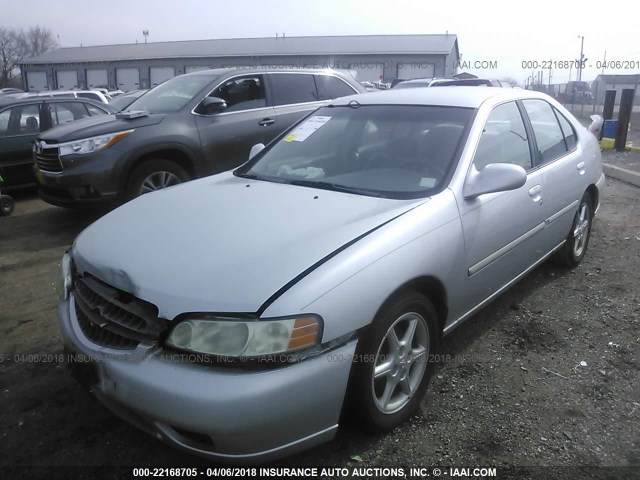 1N4DL01D5YC220213 - 2000 NISSAN ALTIMA XE/GXE/SE/GLE SILVER photo 2