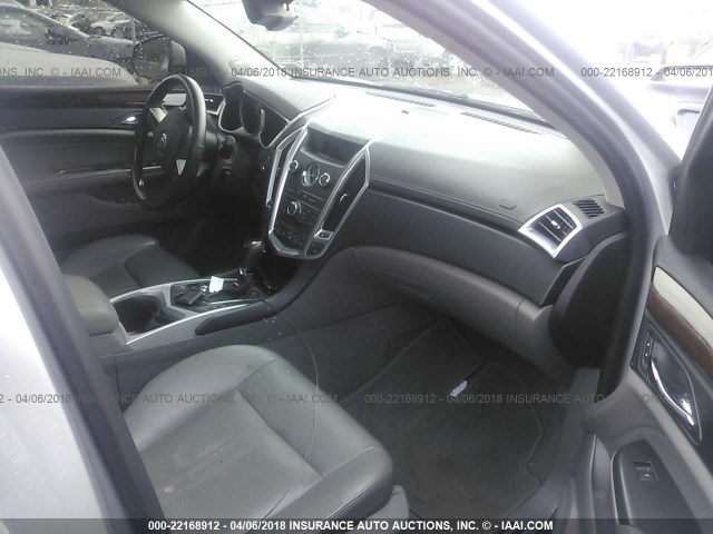 3GYFNDE36CS508194 - 2012 CADILLAC SRX LUXURY COLLECTION SILVER photo 5