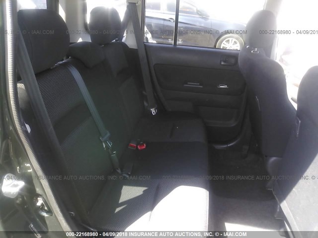 JTLKT324850200640 - 2005 TOYOTA SCION XB GREEN photo 8