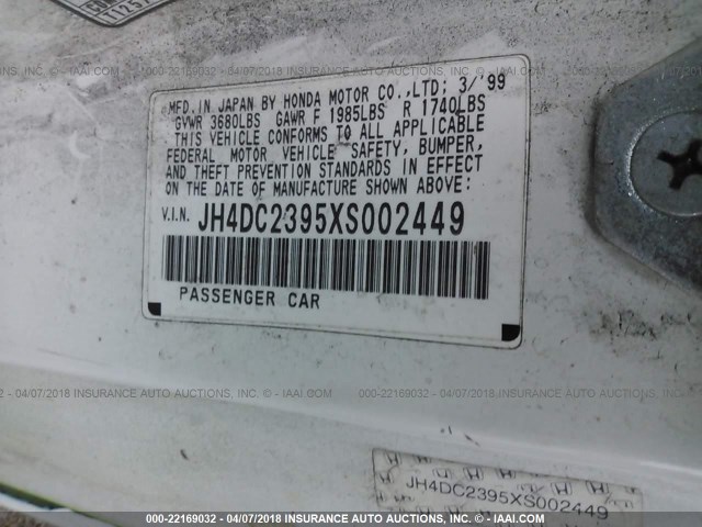 JH4DC2395XS002449 - 1999 ACURA INTEGRA GSR WHITE photo 9