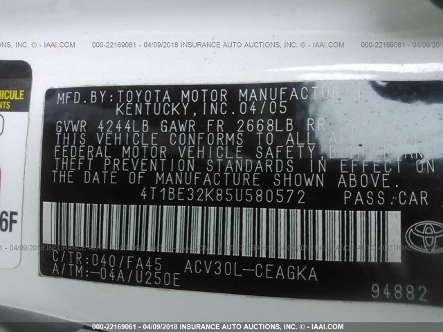 4T1BE32K85U580572 - 2005 TOYOTA CAMRY LE/XLE/SE 白色 照片 9
