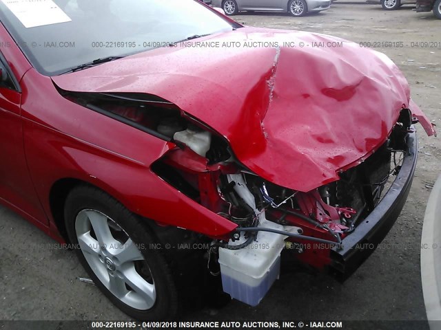 4T1CA38P64U009440 - 2004 TOYOTA CAMRY SOLARA SE/SLE RED photo 6