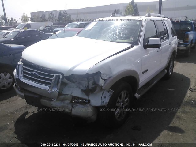 1FMEU64856UA46384 - 2006 FORD EXPLORER EDDIE BAUER WHITE photo 2