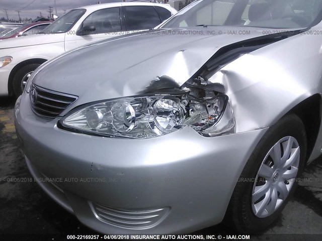 4T1BE32K15U966816 - 2005 TOYOTA CAMRY LE/XLE/SE 银色 照片 6