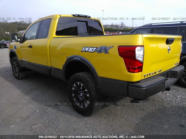 1N6BA1C44HN533622 - 2017 NISSAN TITAN XD SV/PRO-4X YELLOW photo 3