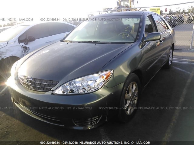 4T1BF32K06U112947 - 2006 TOYOTA CAMRY LE/XLE/SE GREEN photo 2