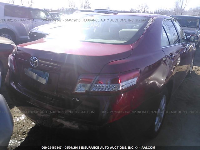 4T4BF3EK4BR159460 - 2011 TOYOTA CAMRY SE/LE/XLE RED photo 4