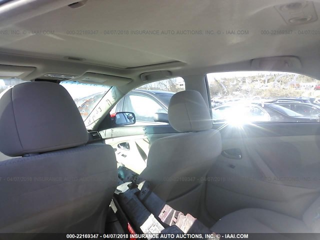 4T4BF3EK4BR159460 - 2011 TOYOTA CAMRY SE/LE/XLE RED photo 8