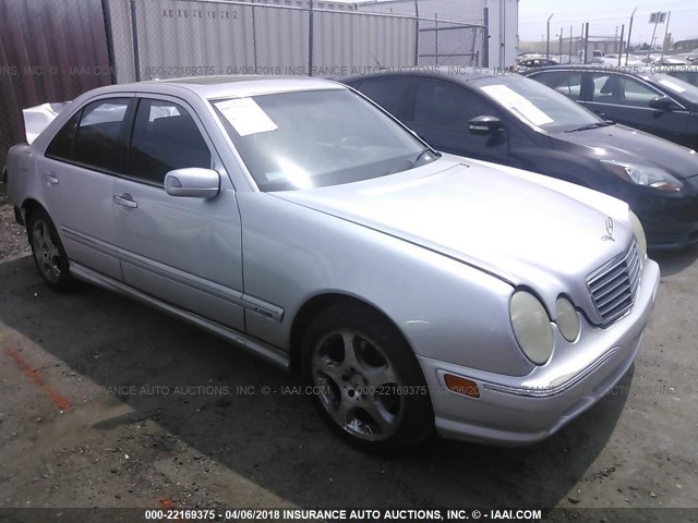 WDBJF65J12B439625 - 2002 MERCEDES-BENZ E 320 SILVER photo 1