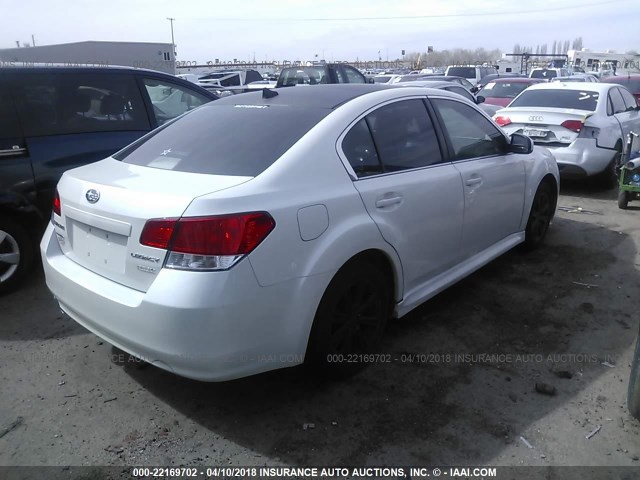 4S3BMBF6XB3216475 - 2011 SUBARU LEGACY 2.5I PREMIUM WHITE photo 4