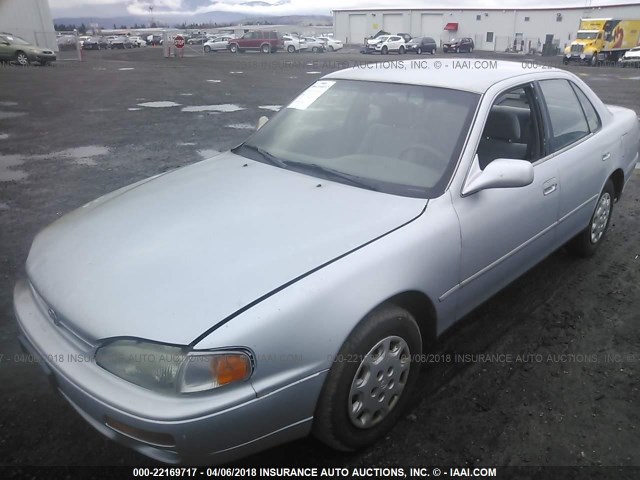 JT2BG12K2T0348212 - 1996 TOYOTA CAMRY DX/LE/XLE SILVER photo 2