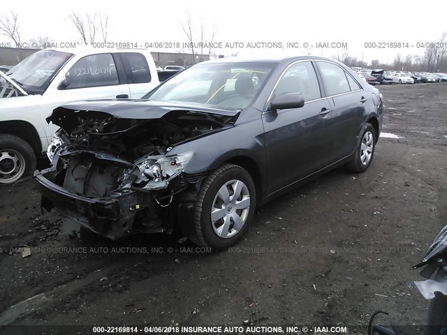 4T1BE46K68U740839 - 2008 TOYOTA CAMRY CE/LE/XLE/SE GRAY photo 2