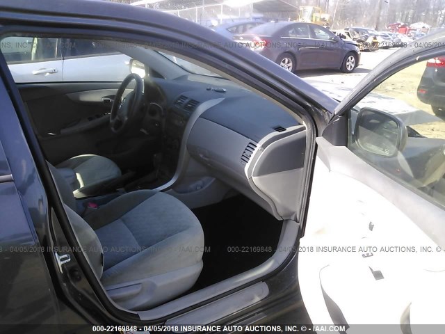 JTDBL40E199064074 - 2009 TOYOTA COROLLA LE/XLE GRAY photo 5