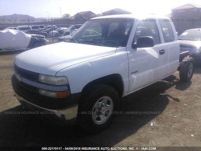 1GCEK19V8YE245079 - 2000 CHEVROLET SILVERADO K1500 WHITE photo 2