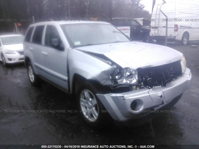 1J8GR48K37C597132 - 2007 JEEP GRAND CHEROKEE LAREDO/COLUMBIA/FREEDOM SILVER photo 6