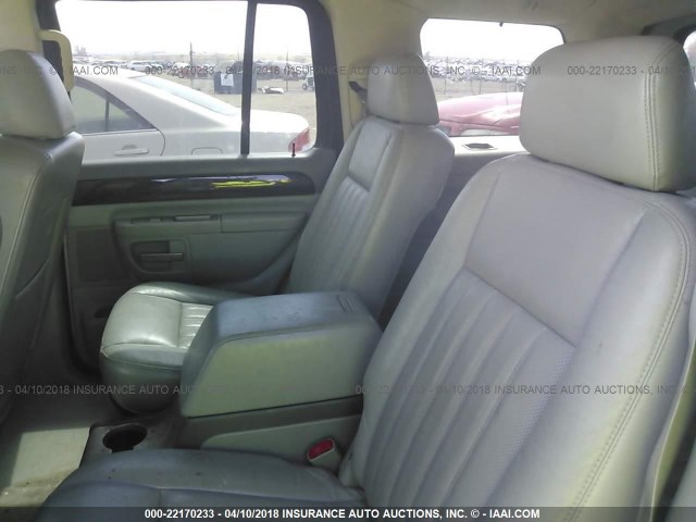 5LMEU78H43ZJ34595 - 2003 LINCOLN AVIATOR 银色 照片 8