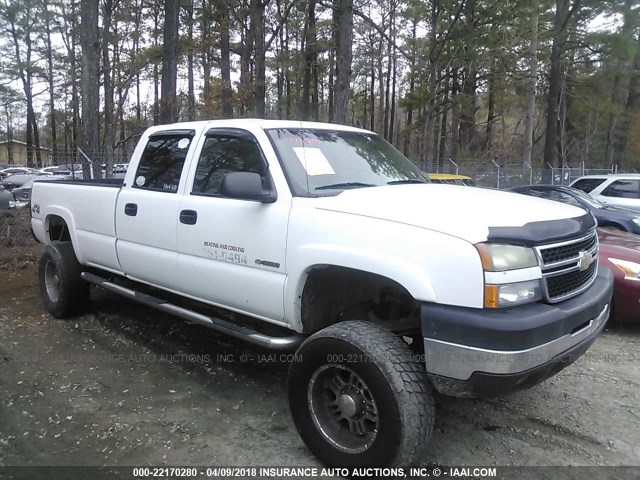 1GCHK33U26F211574 - 2006 CHEVROLET SILVERADO K3500 WHITE photo 1