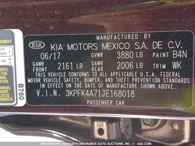 3KPFK4A71JE168018 - 2018 KIA FORTE LX MAROON photo 9