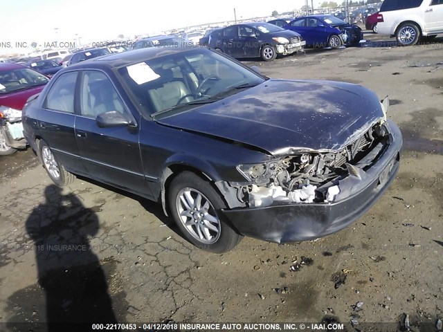 JT2BF28K8Y0267819 - 2000 TOYOTA CAMRY LE/XLE GRAY photo 1